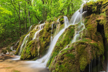 Fototapeta na wymiar Beusnita Waterfall, Romania