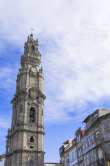 Fototapeta na wymiar 歴史地区のクレリゴスの塔