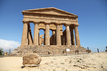 Obraz premium Greek temple in Sicily