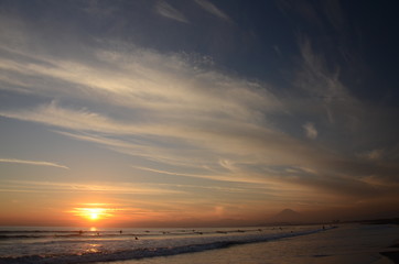 Fototapeta premium 夕日 鵠沼海岸