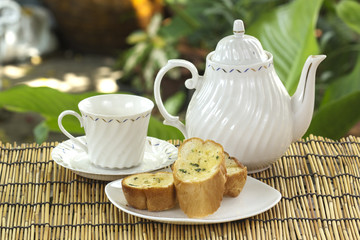 Garlic bread with cup of tea