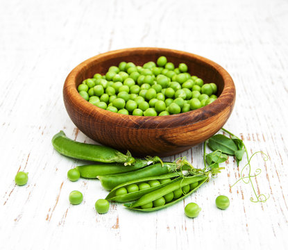 Bowl with fresh peas