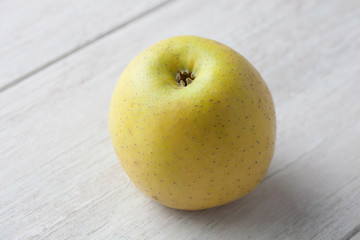 Yellow apple