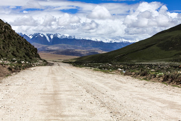 Dirt road in Tibet, China