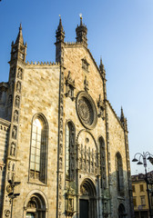 Fototapeta na wymiar Como Cathedral facade