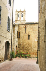 Fototapeta na wymiar San Gimignano, La Toscana, Italia