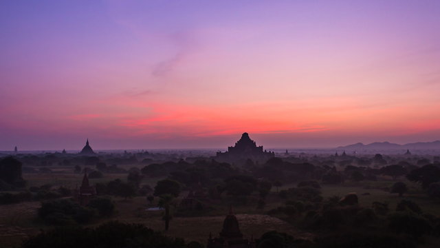 Ancient Empire Bagan Of Myanmar (Burma) And Balloons On Sunrise (zoom in)