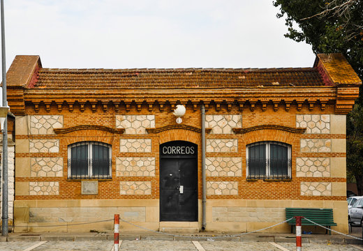Estaci&oacute;n de Aranjuez, antigua estafeta de Correos, Madrid, Espa&ntilde;a