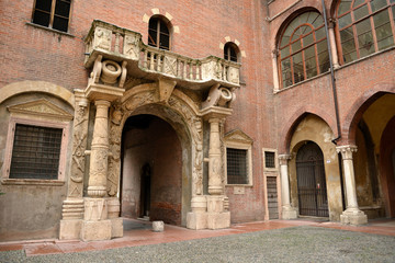 Zabudowa i zabytki w Weronie - Włochy