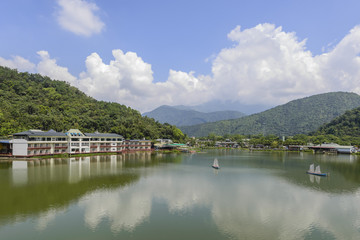 Fototapeta na wymiar Beautiful Li Yu Lake at Nantou