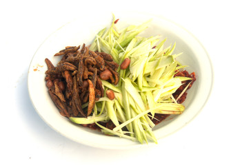 Thai mango salad with crispy fish