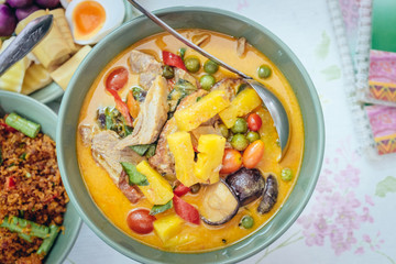 Roasted duck curry /Thai food