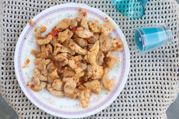 Stir-fried chicken with chilli