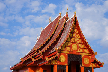 Fototapeta na wymiar Thai Temple in Chiangrai, Thailand / Thai Temple with blue sky in Chiangrai, Thailand