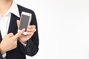 スマートフォンを持つ女性