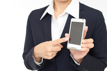 スマートフォンを持つ女性