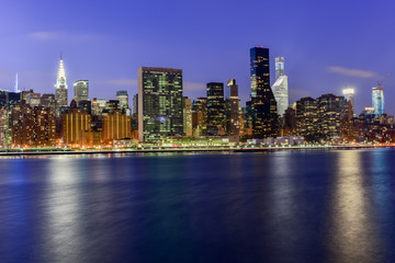 Fototapeta na wymiar View of New York City from Queens
