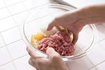 ハンバーグつくり