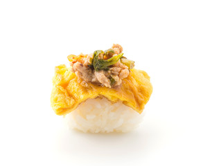 omelet with spicy pork sushi