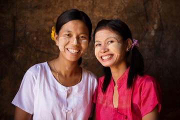 Two young Myanmar girls