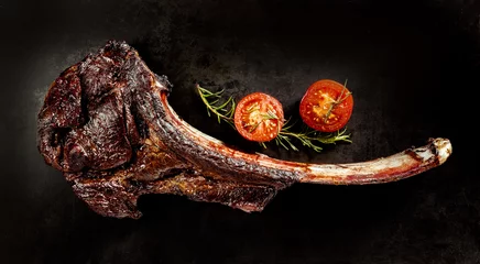 Plexiglas foto achterwand Succulent grilled tomahawk beef steak © exclusive-design
