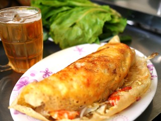 ベトナム料理　バインセオ