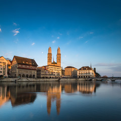Obraz premium Zurich, Switzerland - view with Grossmunster church
