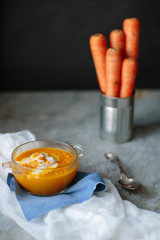 Carrot cream soup with cream and thyme