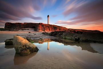 Great sunset in the Sea-light of Lossiemouth (Scotland) - obrazy, fototapety, plakaty