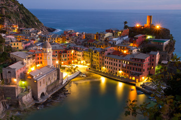 Vernazza al tramonto