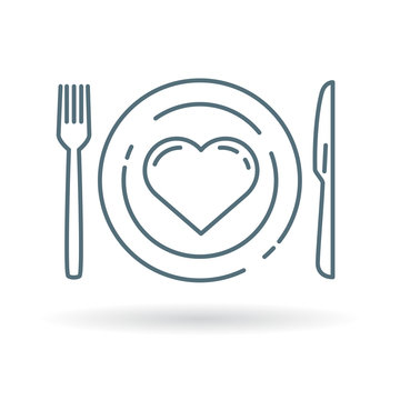 Concept eat healthy icon. Conceptual eat healthy food sign. Conceptual healthy heart symbol. Thin line icon on white background. Vector illustration.