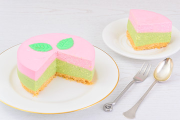 Raspberry Cheesecake Pistachio Nut on Sand-Based