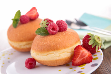 donut with berry