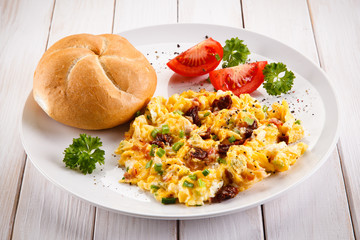 Breakfast - scrambled eggs 