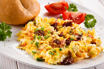 Breakfast - scrambled eggs 