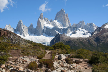 widok na argentyński szczyt Fitz Roy © sly10000