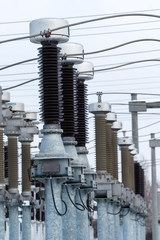 Row of  high voltage isolation with ceramic body