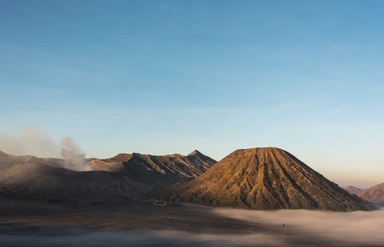 Volcano Bromo, Volcano Batox