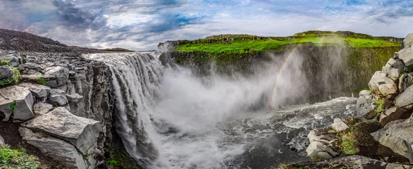 Photo sur Aluminium Cascades Panorama de la superbe cascade Dettifoss en Islande
