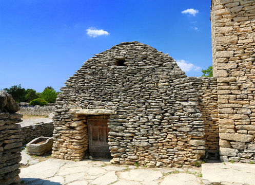 Cabane en pierres