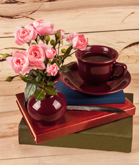 roses on wooden background