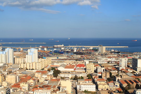 Alger la blanche, Algérie