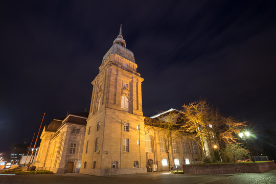 hessisches landesmuseum darmstadt germany at night