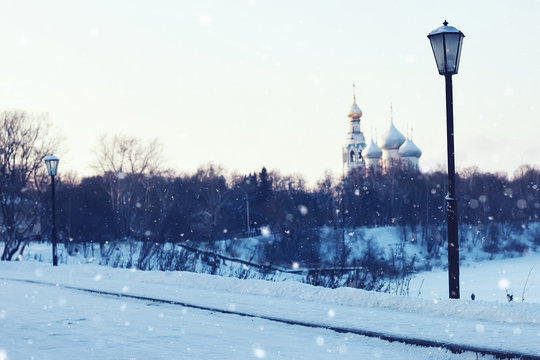 city footpath winter