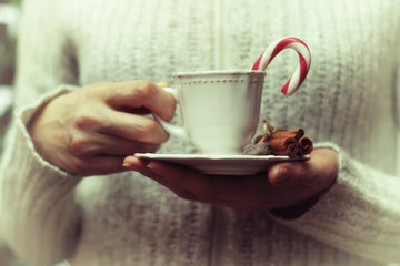 winter time coffe cup in hand