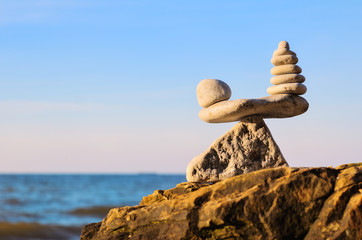 Zen stones in balance - 99739497