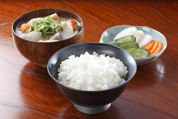 ご飯/豚汁/漬け物
