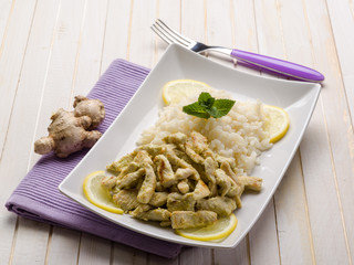 chicken with ginger and white rice