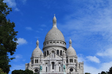 Fototapeta na wymiar Basilique du sacré cœur à Paris, France