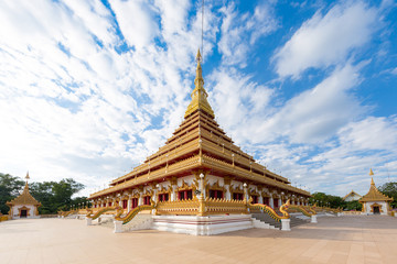 Wat Phra Maha That Kaen Nakhon